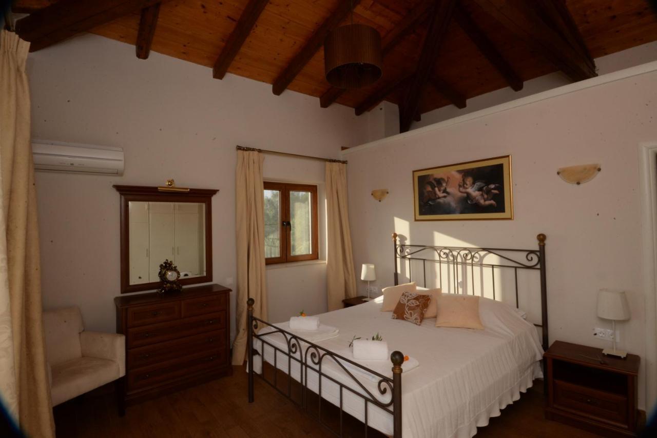Villa Melanthi Kassiopi Corfu ภายนอก รูปภาพ